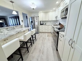 9 Broadway APT 304, Saugus, MA 01906