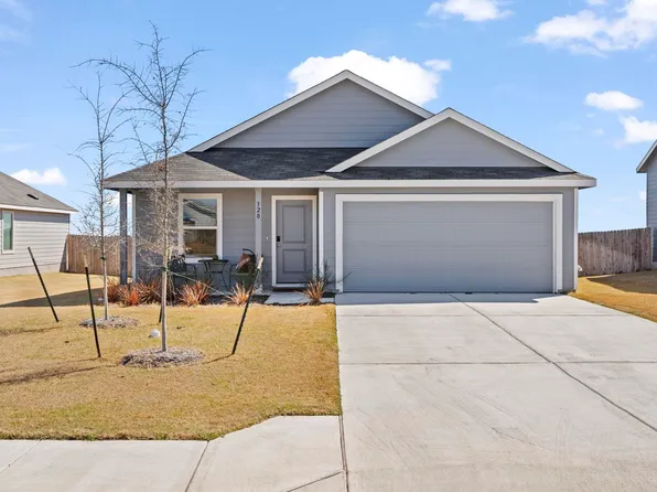 320 Bertram Oaks Drive, Bertram, TX 78605