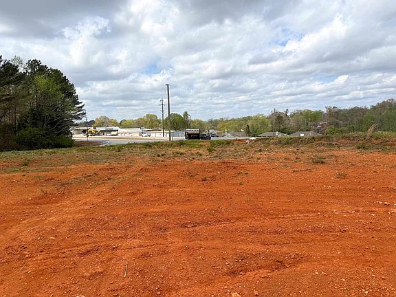 2nd image of 2100 Highway 72