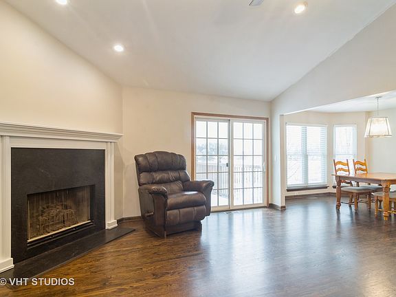 4th image of 612 Camden Ln