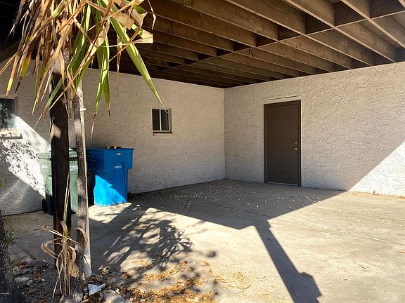 4th image of 1636 E Earll Dr APT A