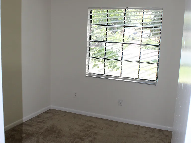 15808 Spring Crest Cir — Photo 16