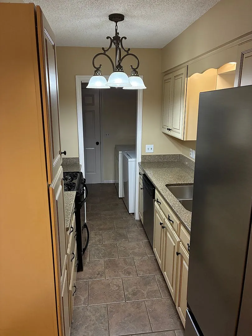 3 Bed 2 Bath Donelson House Available Early September! $2000 — Photo 4