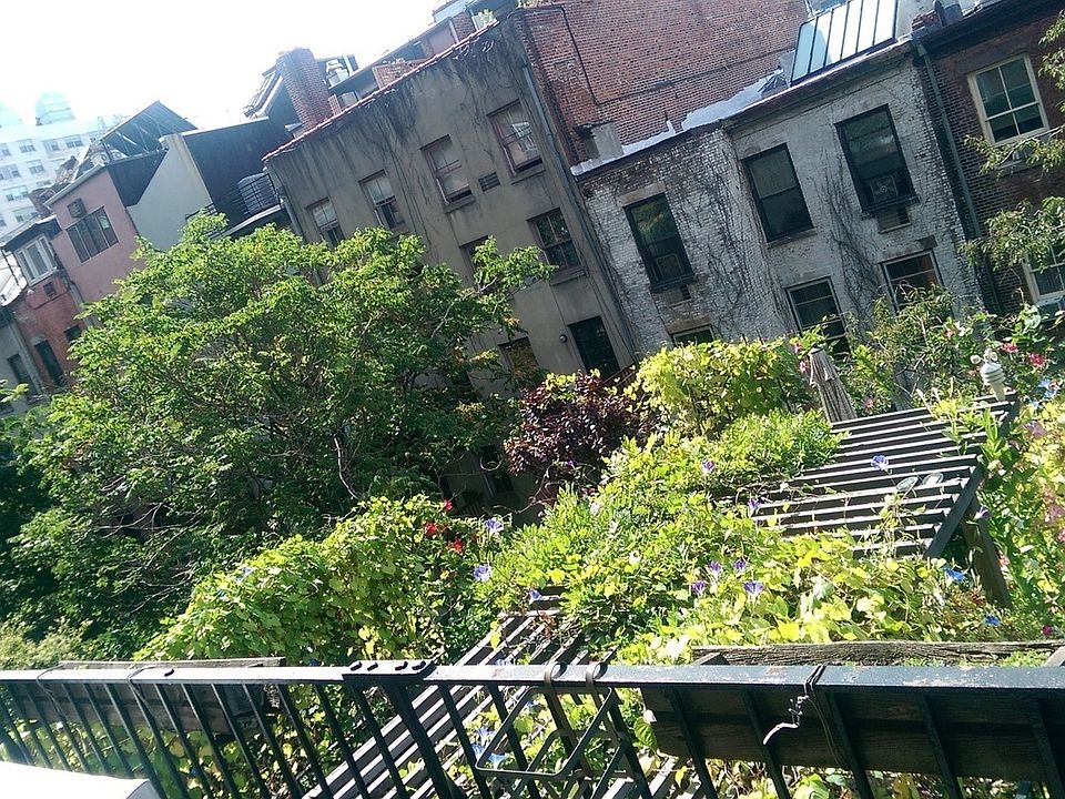 1st image of 426 W 23rd St APT 4R