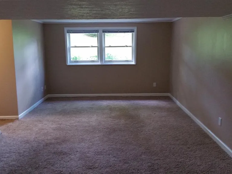 507 Hunting Creek Rd — Photo 16