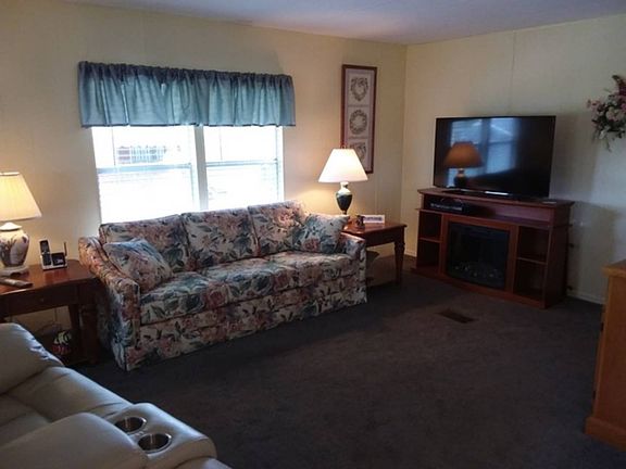 2nd image of 131 Village Ct