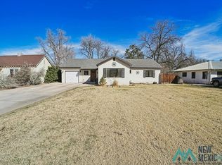 612 Lakeside Dr, Carlsbad, NM 88220