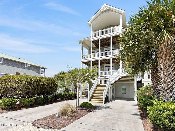 4th image of 1401 Carolina Beach Avenue N