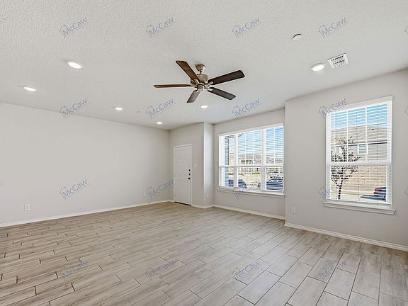 4th image of 2824 Percheron Dr Building 25