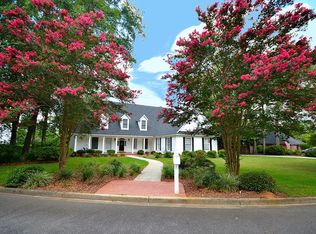 1313 Deerbrook Dr, Valdosta, GA 31602