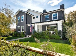 291 Walnut St, Costa Mesa, CA 92627