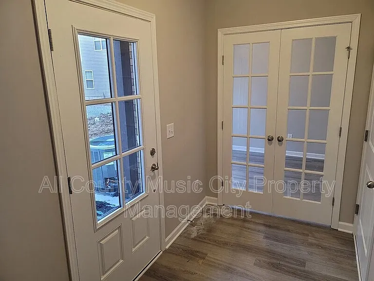 310 Negri Ct — Photo 14