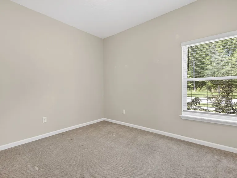 72 Ben Ct — Photo 32