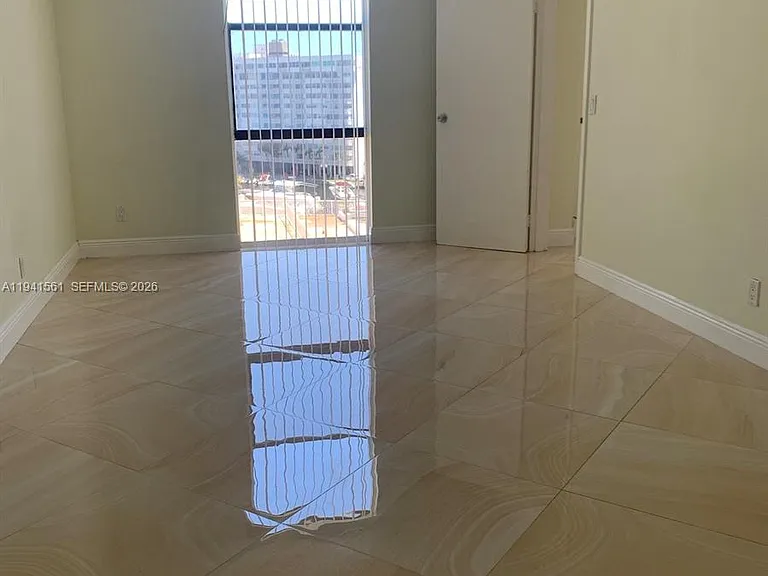13499 Biscayne Blvd #710 — Photo 9