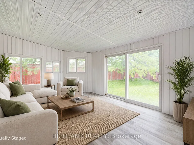 5327 Landsborough Ave #UPPER LEVEL — Photo 10