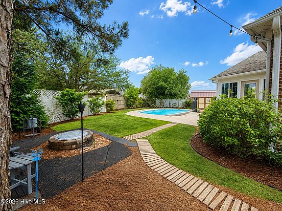 3rd image of 61 Scrub Oaks Drive