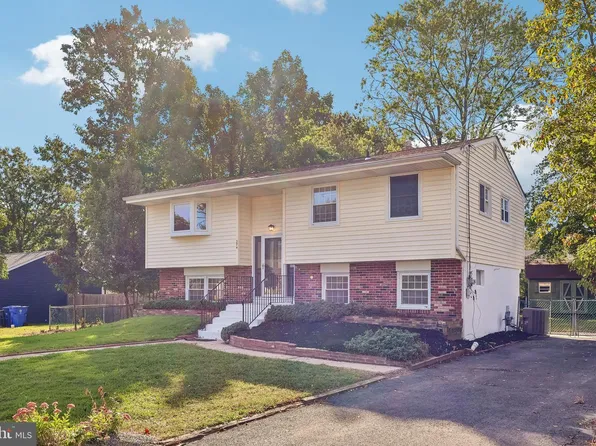 304 Blackfoot Trl, Browns Mills, NJ 08015