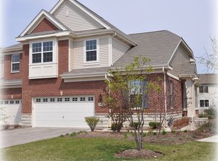 1018 Ravendale Ct, Naperville, IL 60540