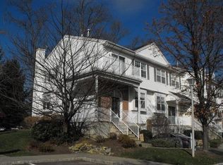 32 Maple Ln #3301, Mount Arlington, NJ 07856