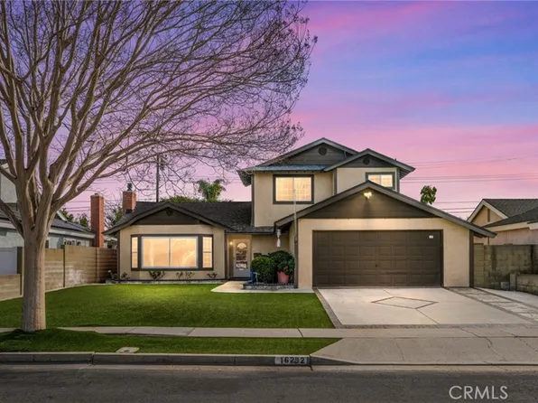 16292 Hawaii Ln, Huntington Beach, CA 92649