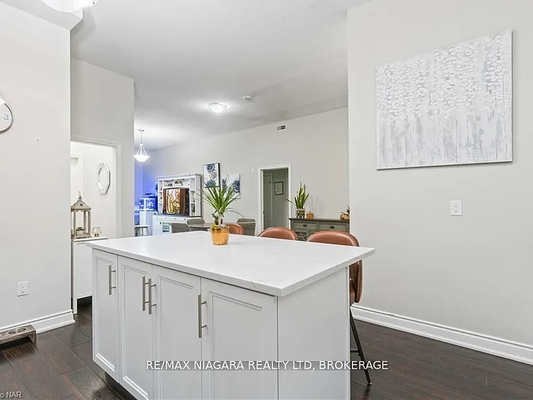 8111 Forest Glen Dr #132 — Photo 4