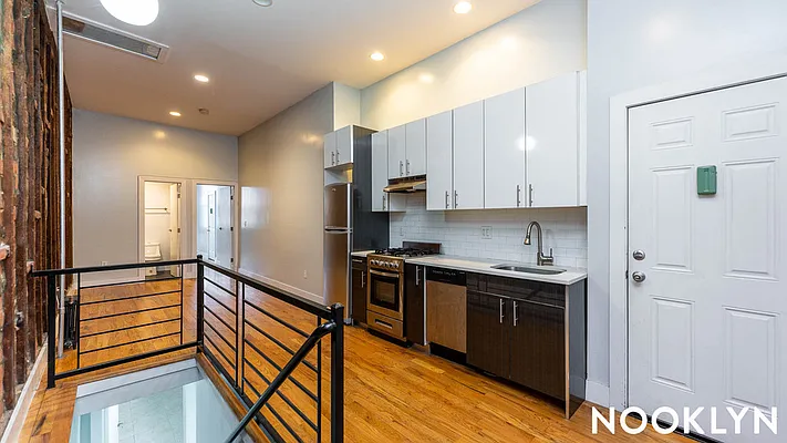 Rented by Nooklyn NYC LLC | media 1