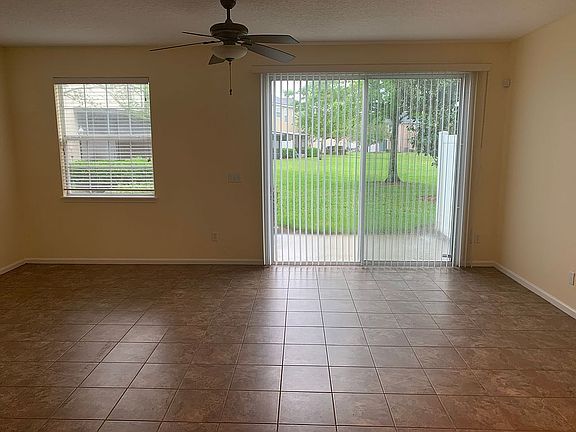 4th image of 3735 Creswick Cir #A