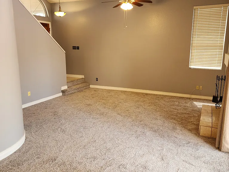4118 E Woodland Dr — Photo 5
