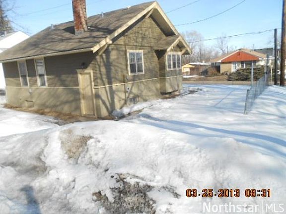 2nd image of 601 Dowling Ave N