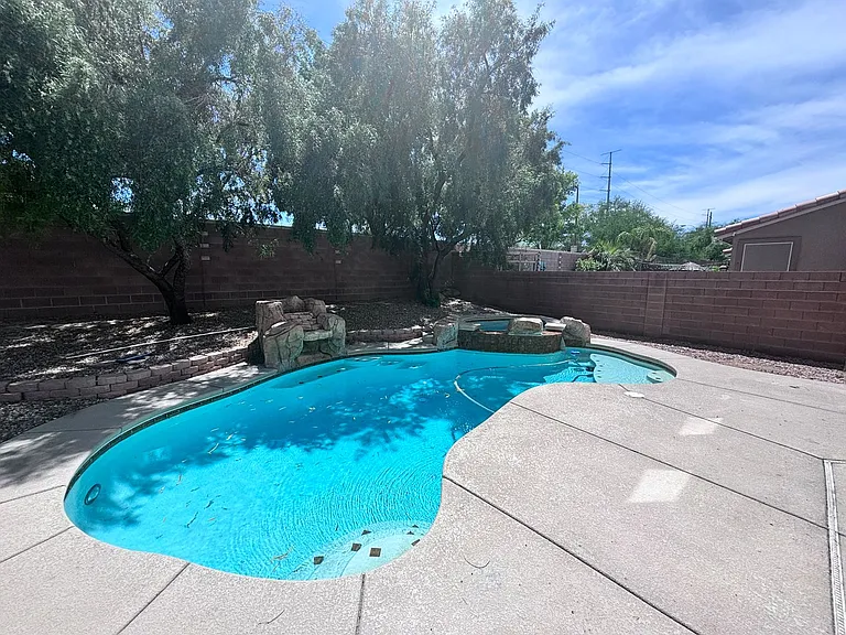 3117 Greenfriar Ave — Photo 31