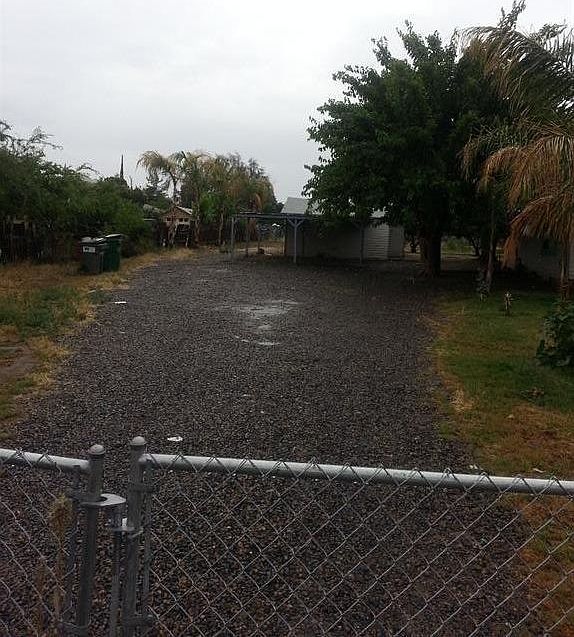 2nd image of 1525 Tyler Avenue
