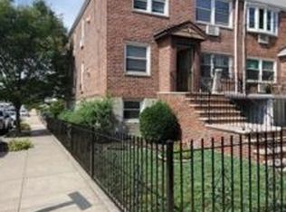 6046 69th Pl APT 2, Maspeth, NY 11378