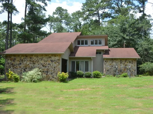 2967 Lake Douglas Rd, Bainbridge, GA 39819