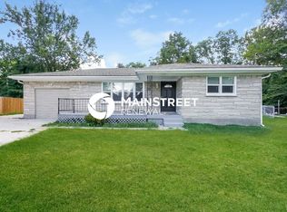 1712 Star Rest Dr, Louisville, KY 40272