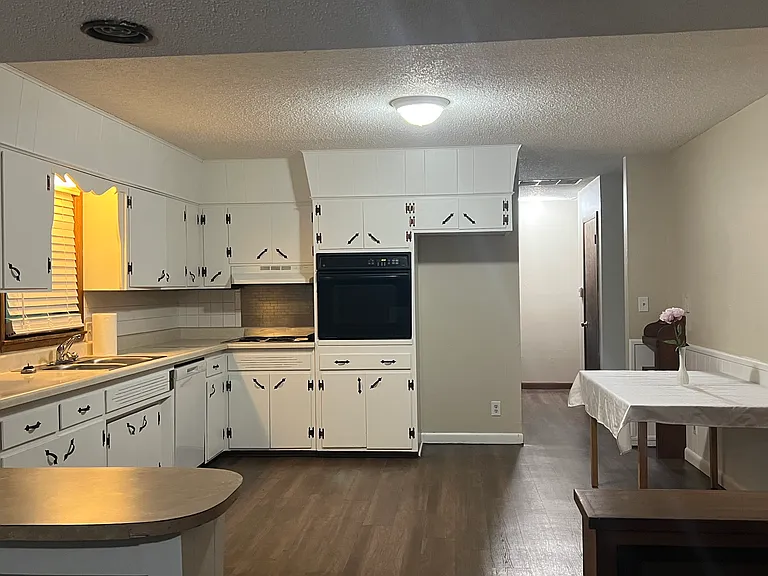 2351 W Norton Rd — Photo 9