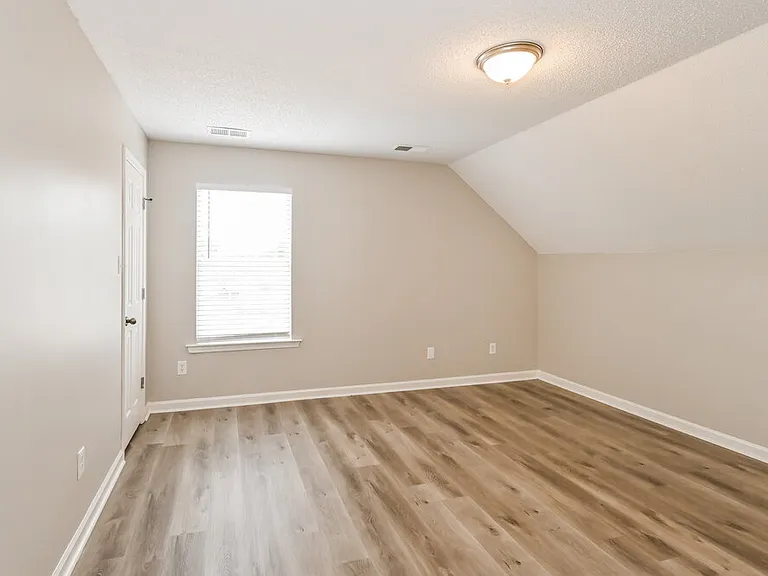 40 Rachel Cv — Photo 17