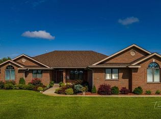 7210 NW Wilson Rd, Topeka, KS 66618