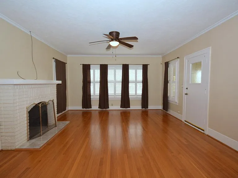 3027 Amherst St — Photo 4
