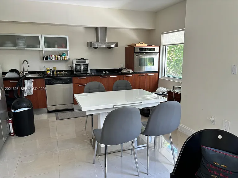 1650 Brickell Ave #110 — Photo 5