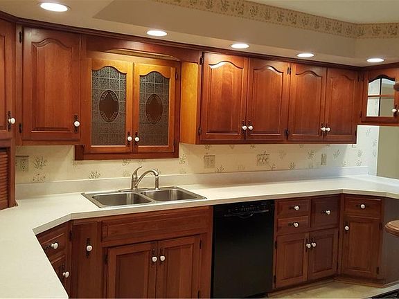 4th image of 2889 Upham Dr #2893