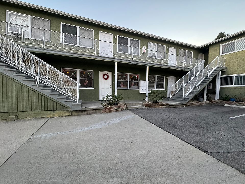 1st image of 1093 S Orange Dr APT 10