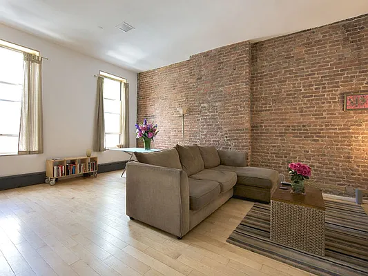 Rented by Sotheby's International Realty | media 27