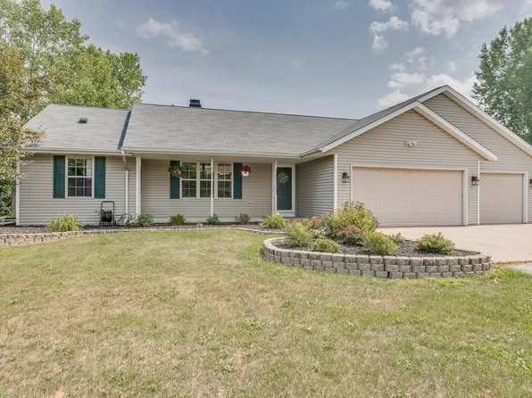 2047 River Meadow Dr, Suamico, WI 54313