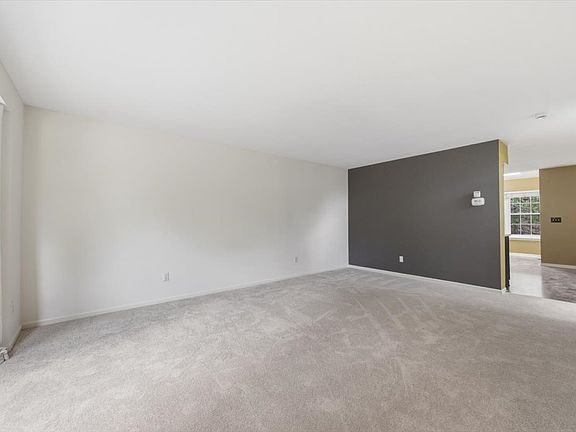 3rd image of 1236 Alexandria Ct