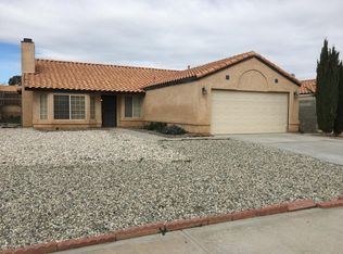 13580 La Villa Dr, Victorville, CA 92395