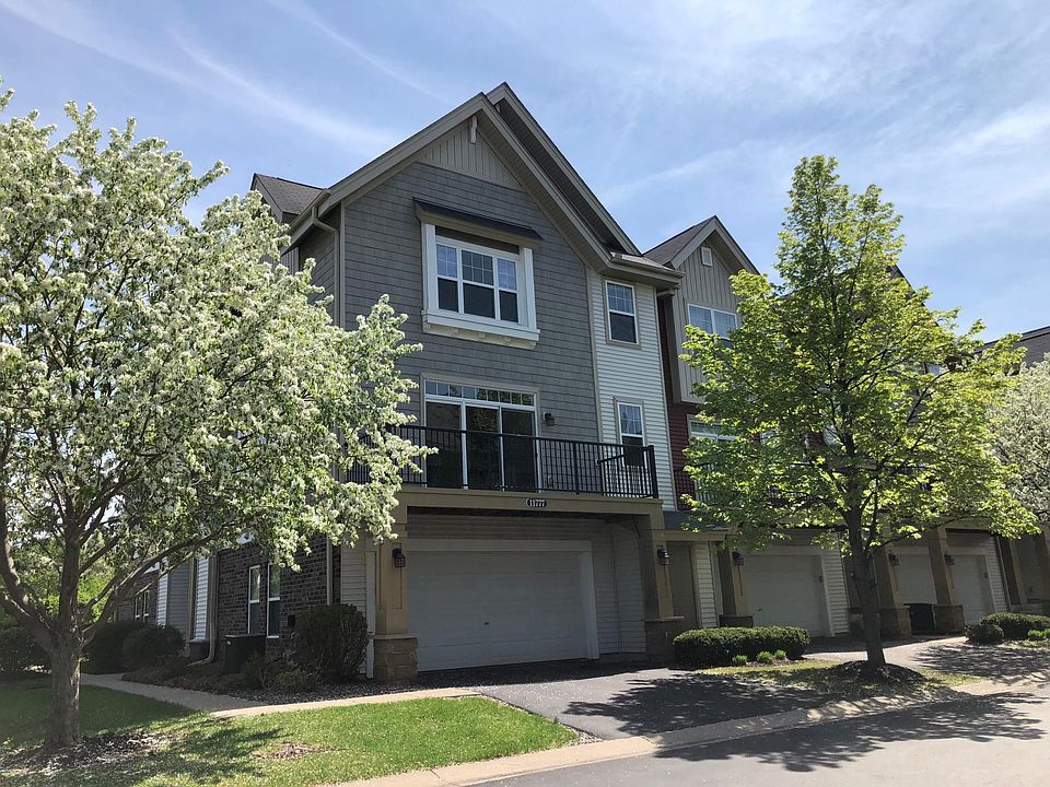 1st image of 11777 Emery Village Dr N