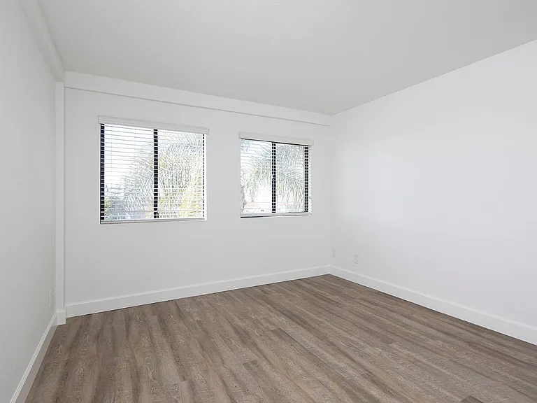 407 Bird Rock Ave #3E — Photo 13
