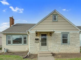 1218 Losey Blvd S, La Crosse, WI 54601