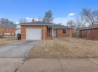 6709 Etzel Ave, Saint Louis, MO 63130