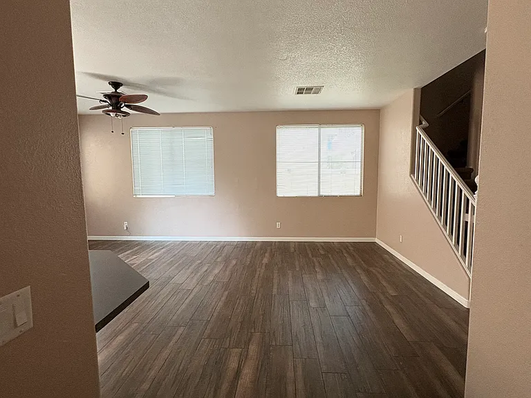 5253 Pendergrass St — Photo 12